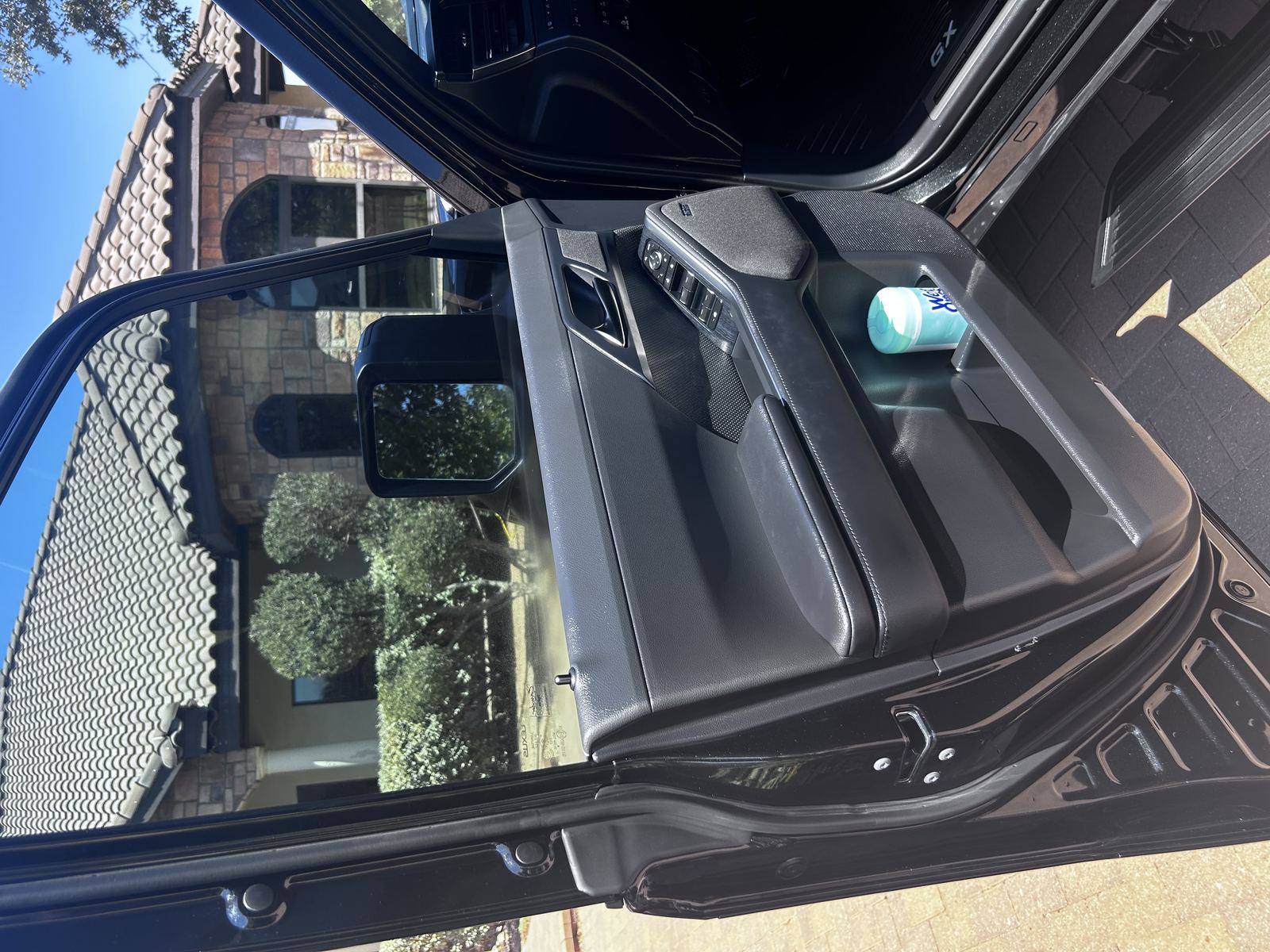 Lexus GX 550 &mdash; driver door detail